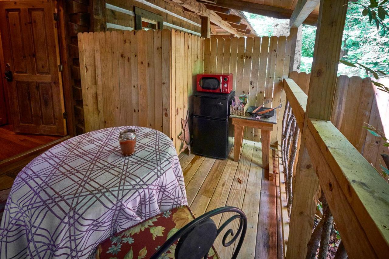 Creekwalk Inn Bed And Breakfast With Cabins 코스비 외부 사진