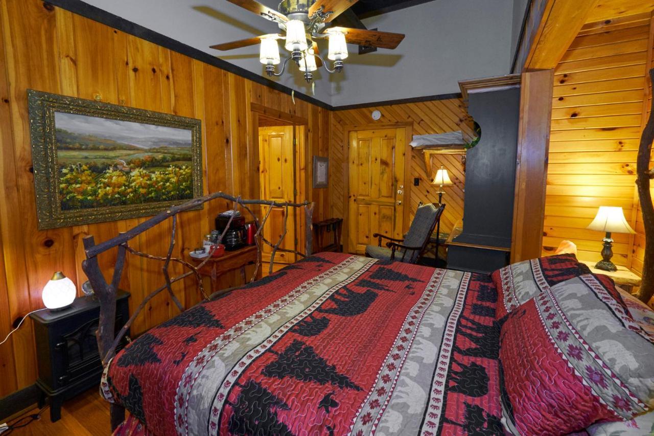 Creekwalk Inn Bed And Breakfast With Cabins 코스비 외부 사진